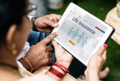 Digital Trends in Indian Life  Insurance